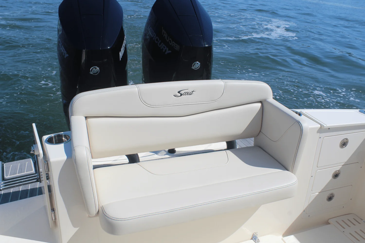 2026 Scout 305 LXF Image Thumbnail #15