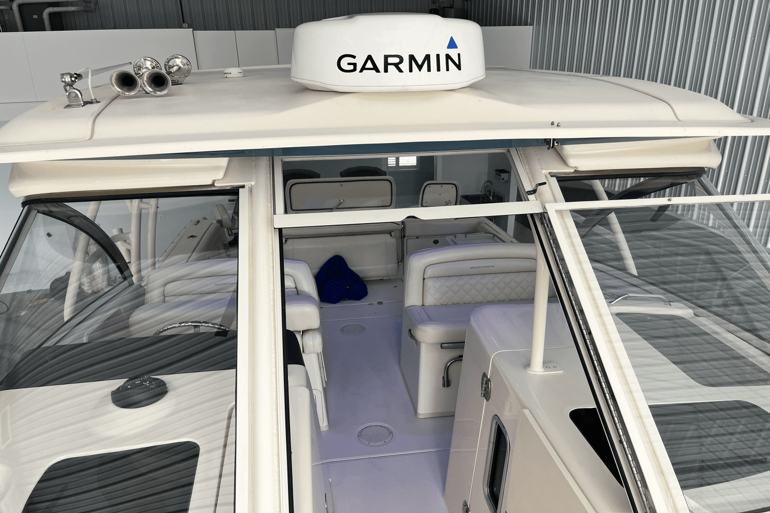 2018 Grady-White 325 FREEDOM Image Thumbnail #19