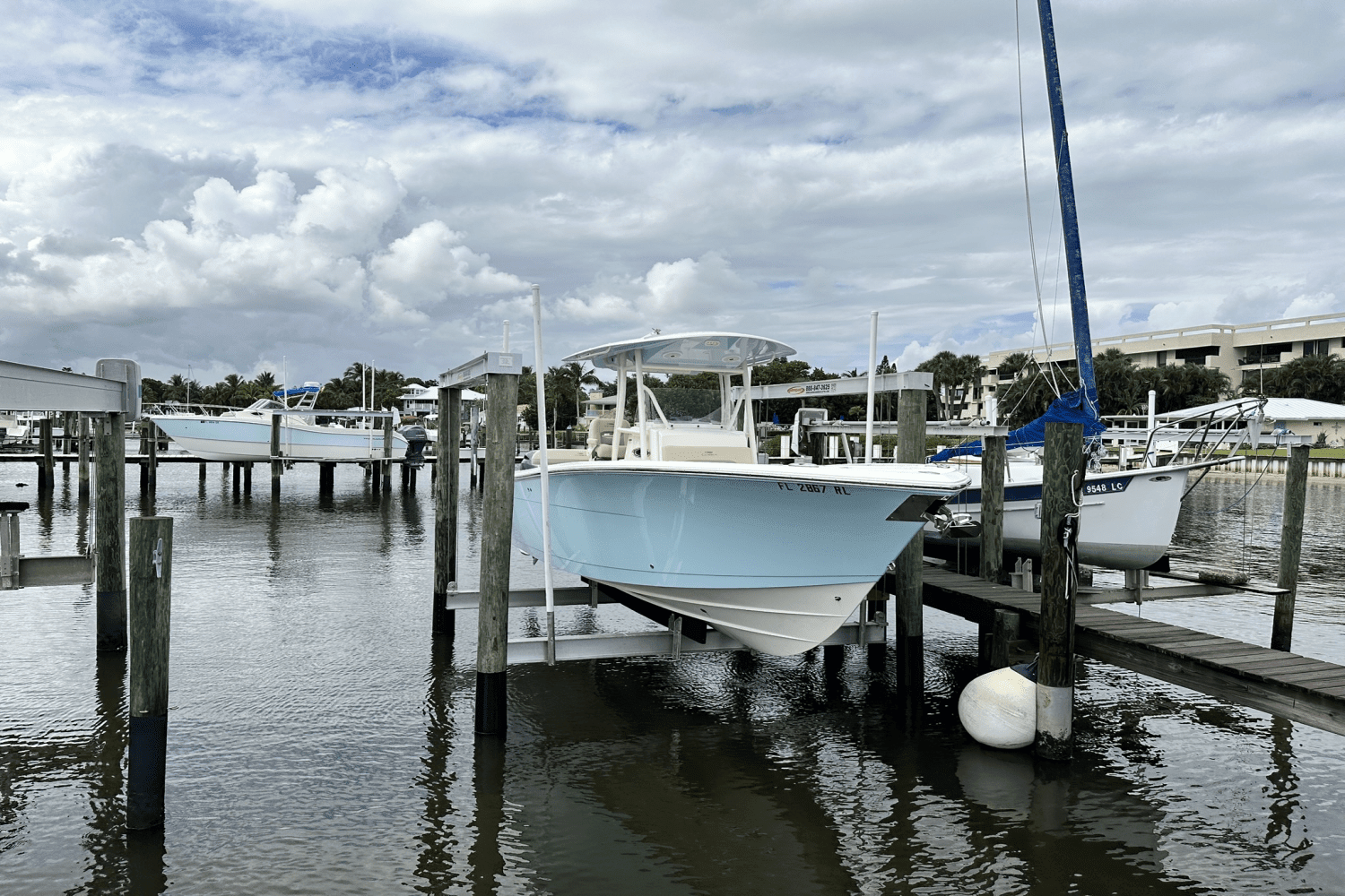 2018 Cobia 277 CC Image Thumbnail #5