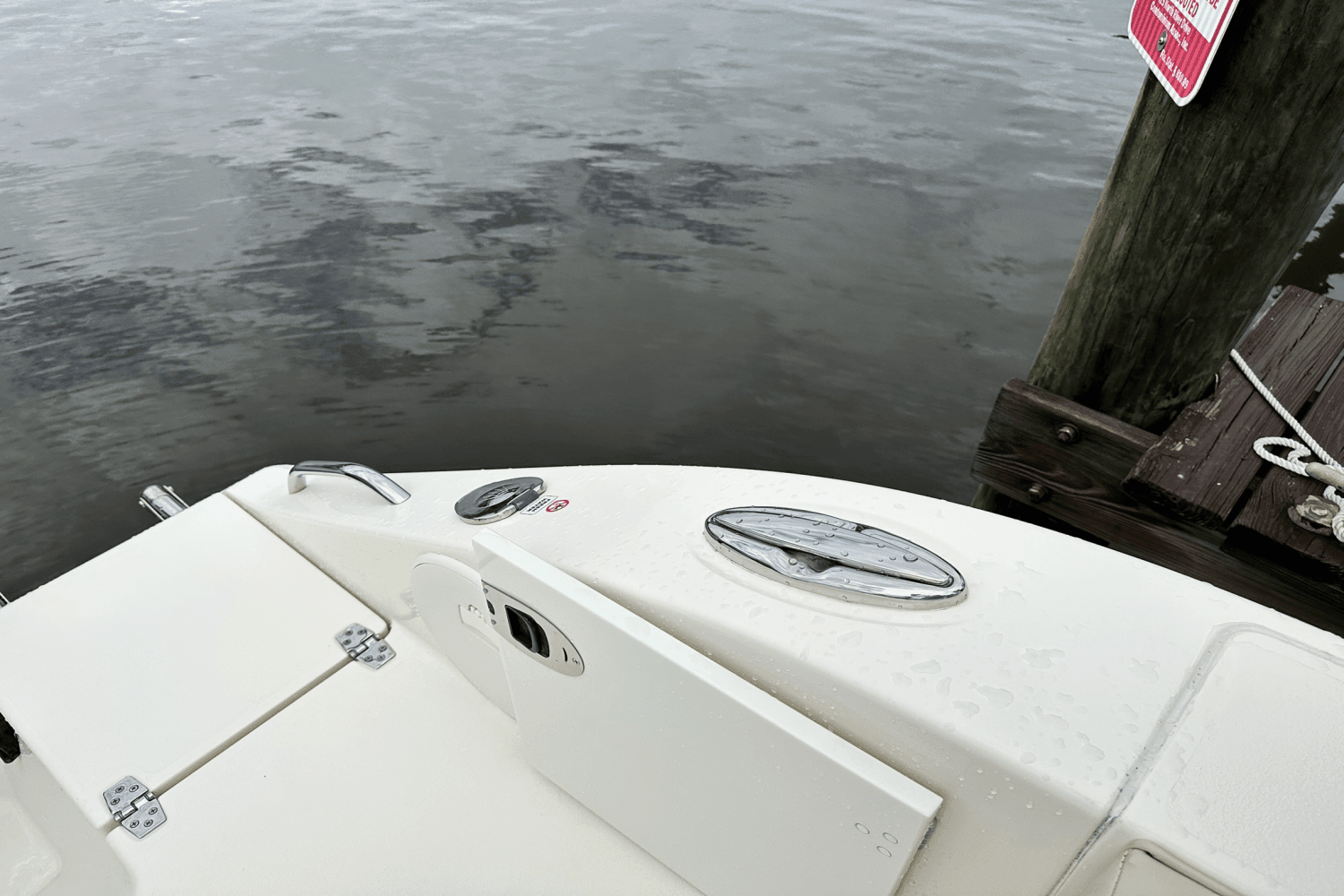 2018 Cobia 277 CC Image Thumbnail #11