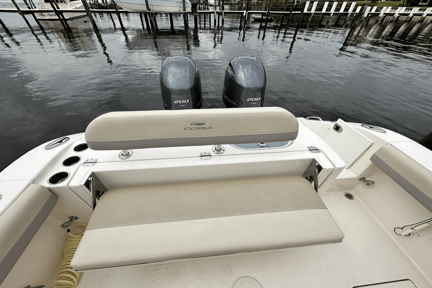 2018 Cobia 277 CC Image Thumbnail #12