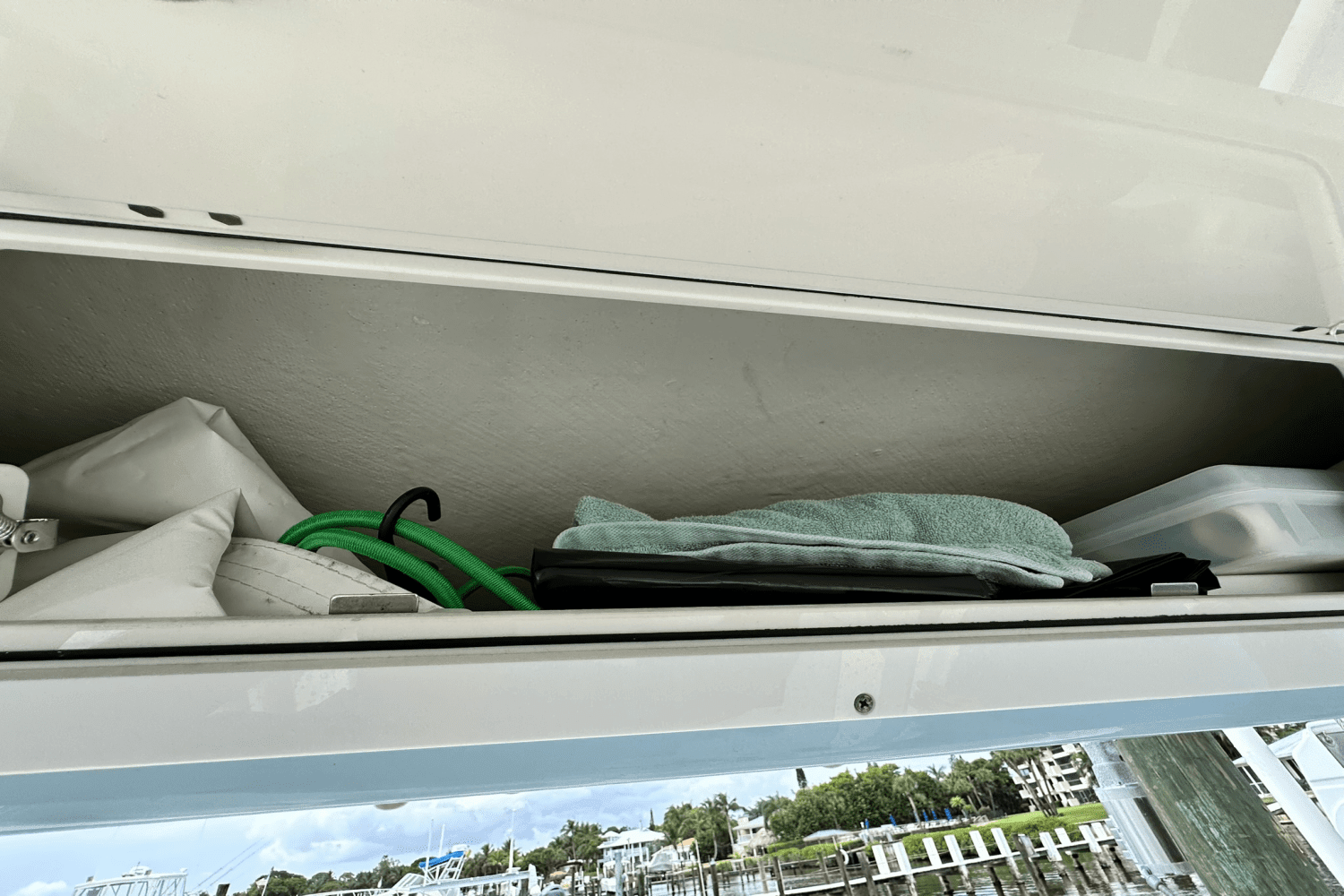 2018 Cobia 277 CC Image Thumbnail #38