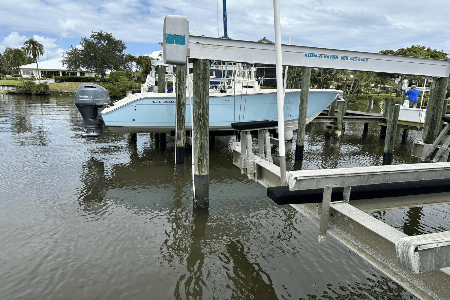 2018 Cobia 277 CC Image Thumbnail #6