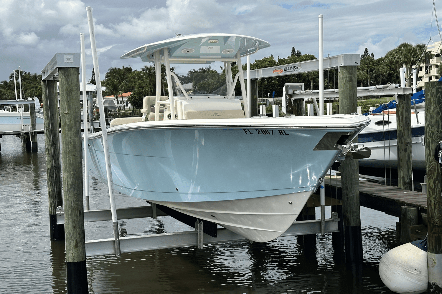 2018 Cobia 277 CC Image Thumbnail #1