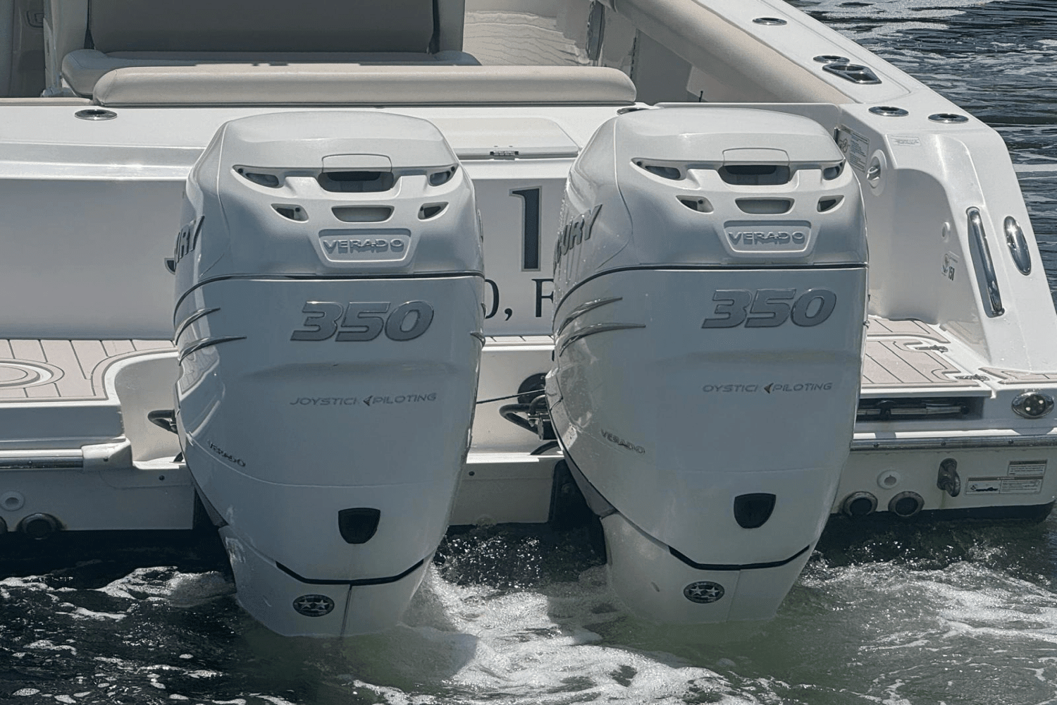 2018 Boston Whaler 330 OUTRAGE Image Thumbnail #33