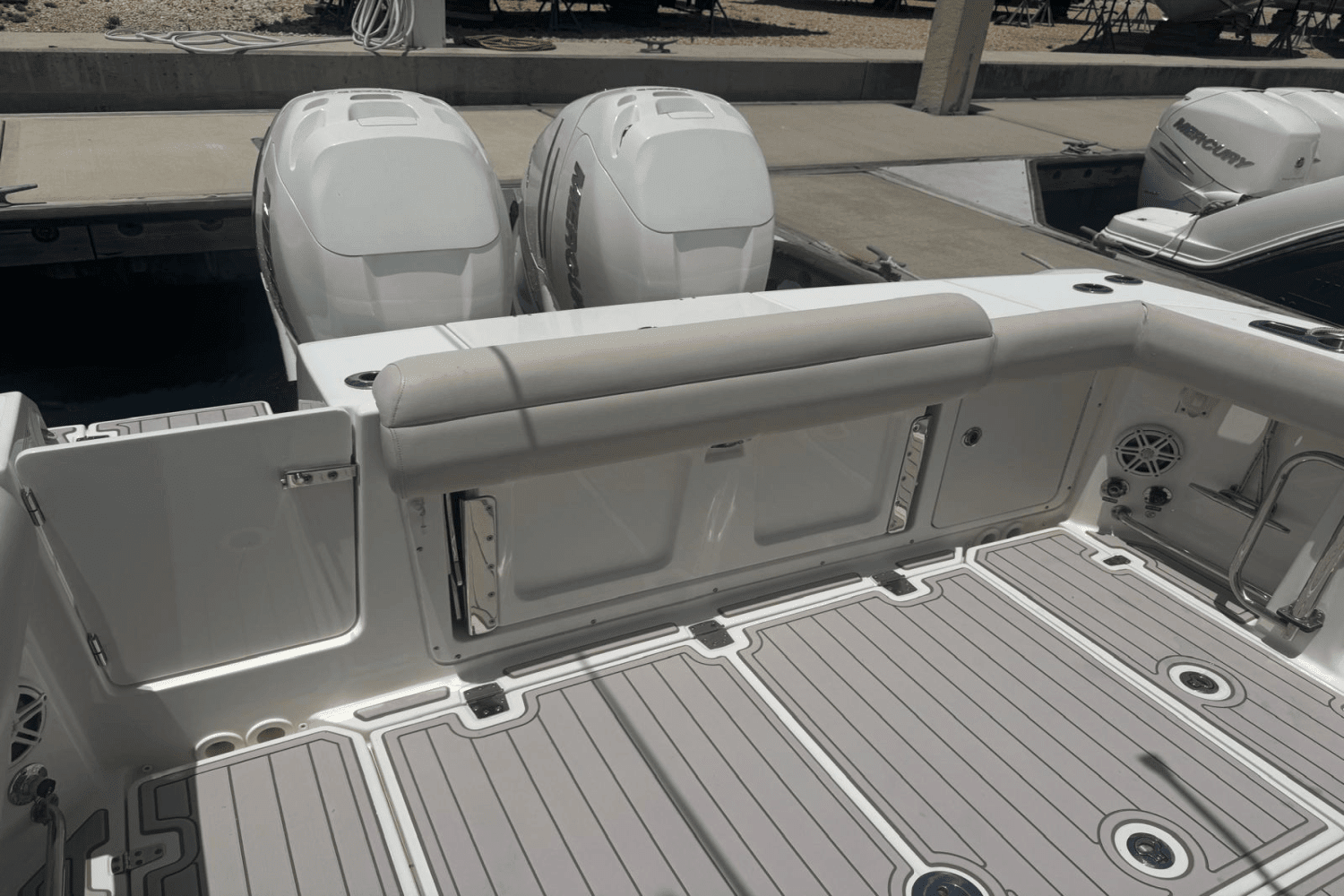 2018 Boston Whaler 330 OUTRAGE Image Thumbnail #27