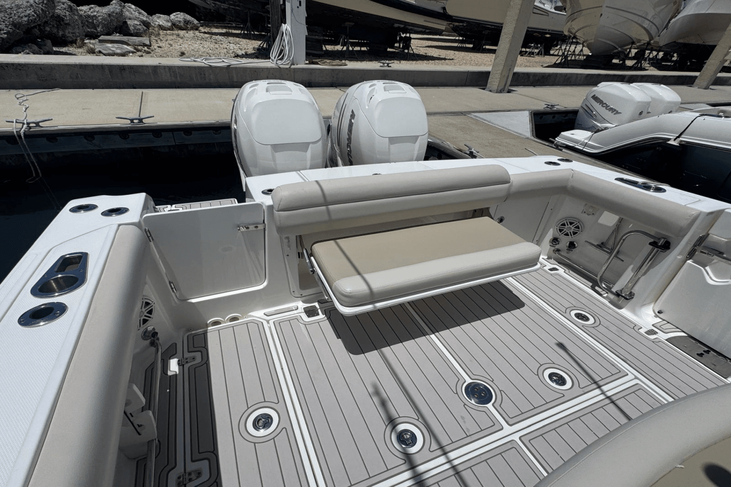 2018 Boston Whaler 330 OUTRAGE Image Thumbnail #28