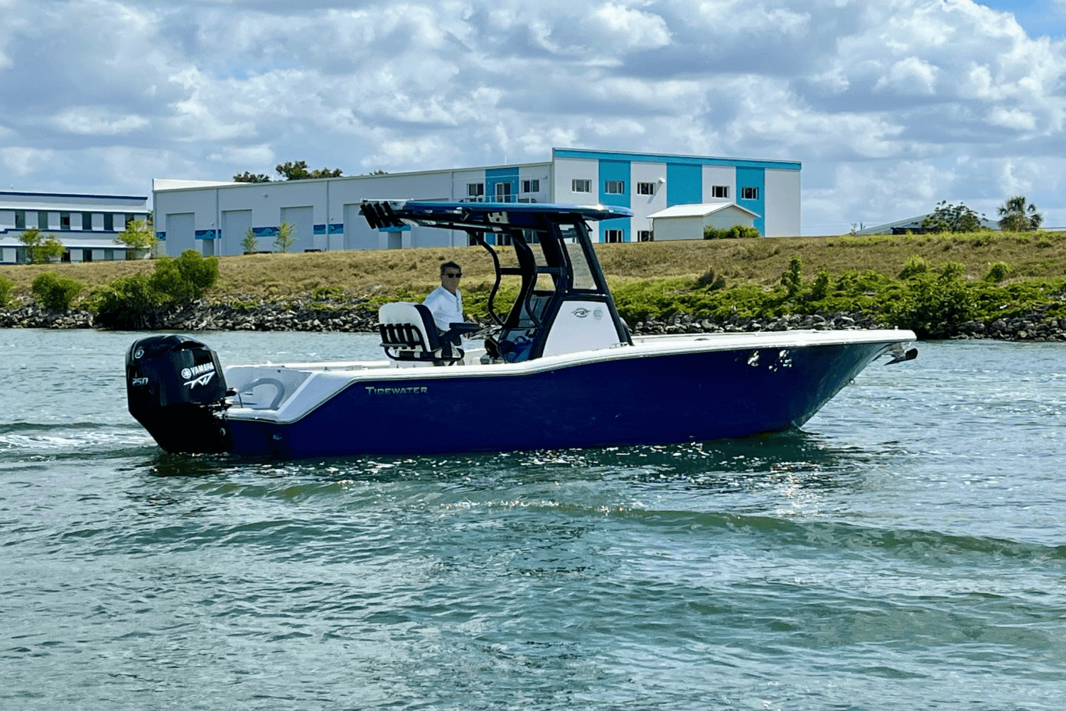 2024 Tidewater 232 LXF CC Image Thumbnail #1