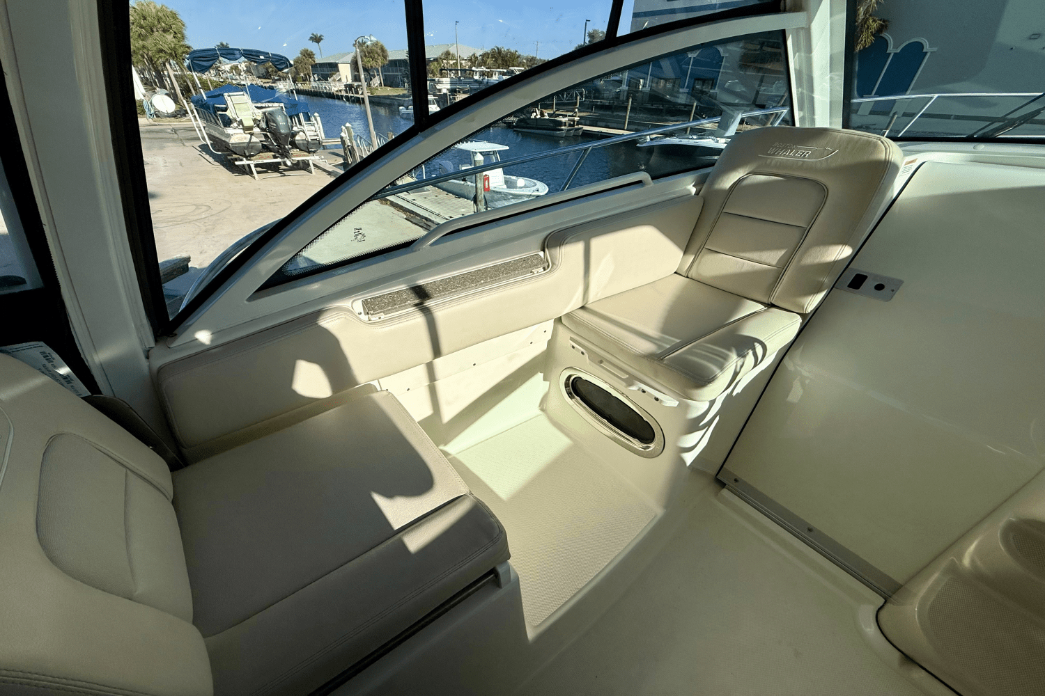 2018 Boston Whaler 285 CONQUEST Image Thumbnail #24