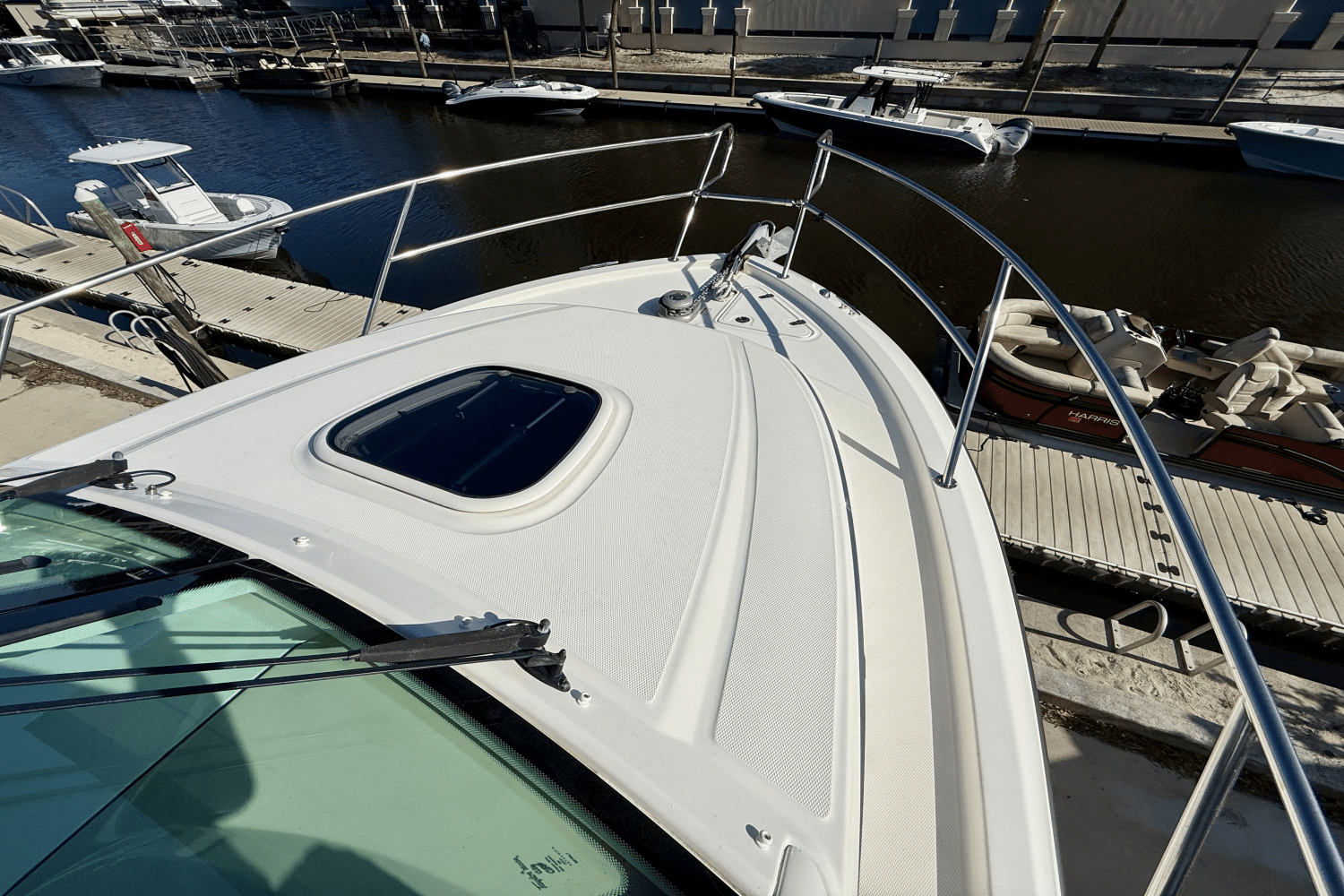 2018 Boston Whaler 285 CONQUEST Image Thumbnail #4