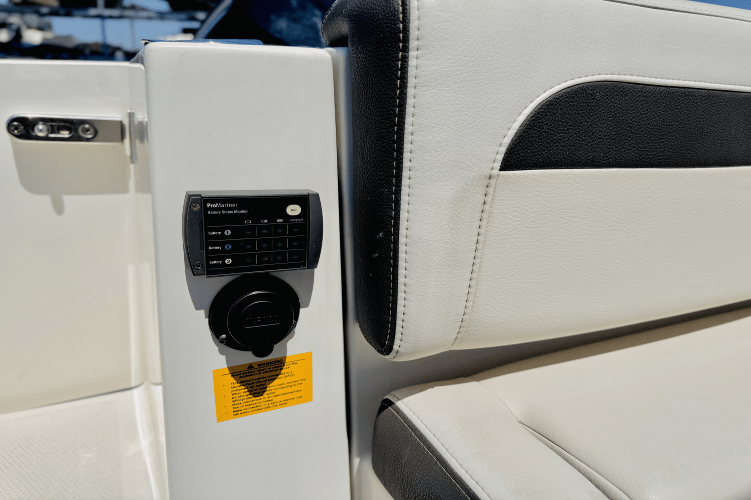 2022 Sailfish 245 DC Image Thumbnail #13