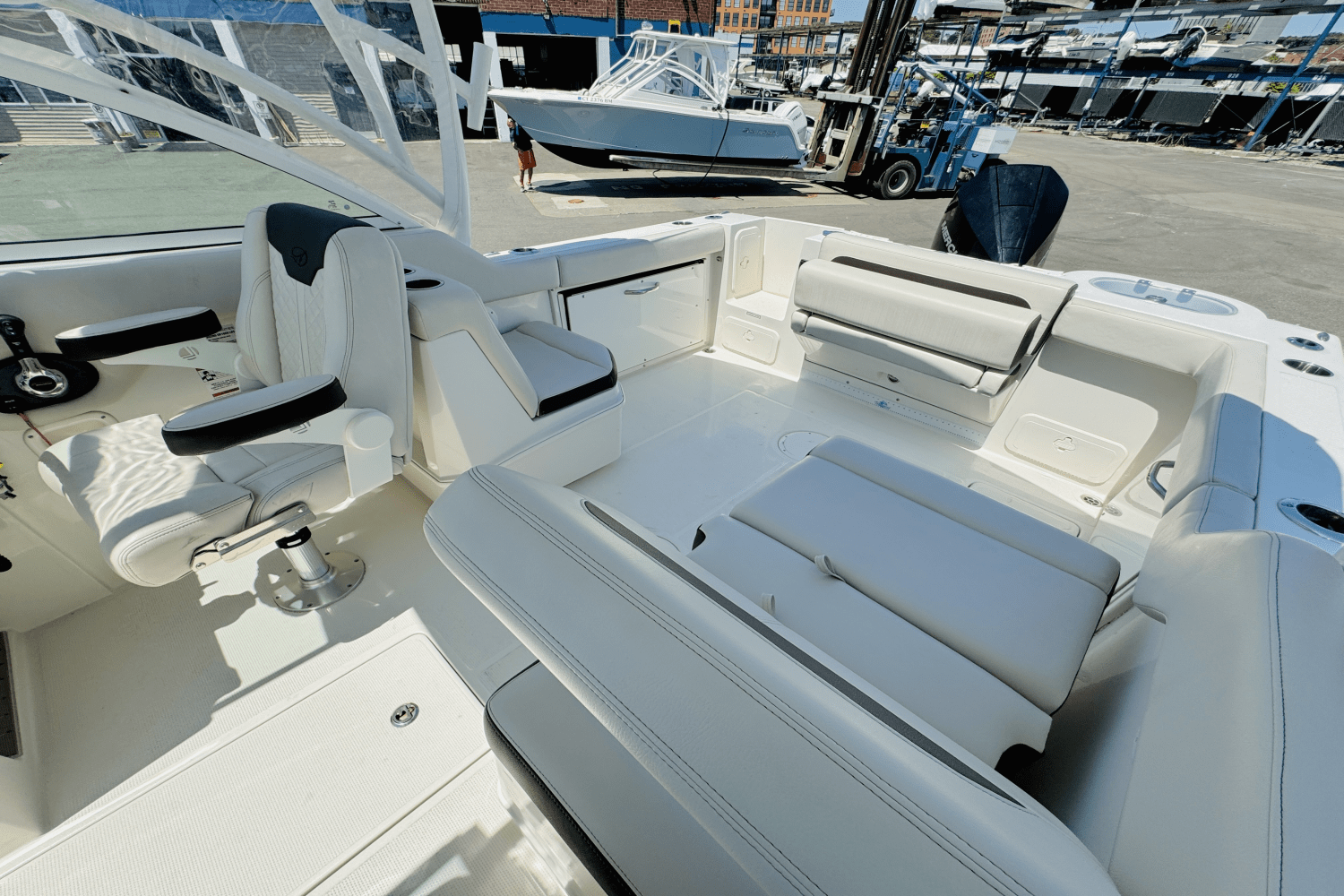 2022 Sailfish 245 DC Image Thumbnail #19