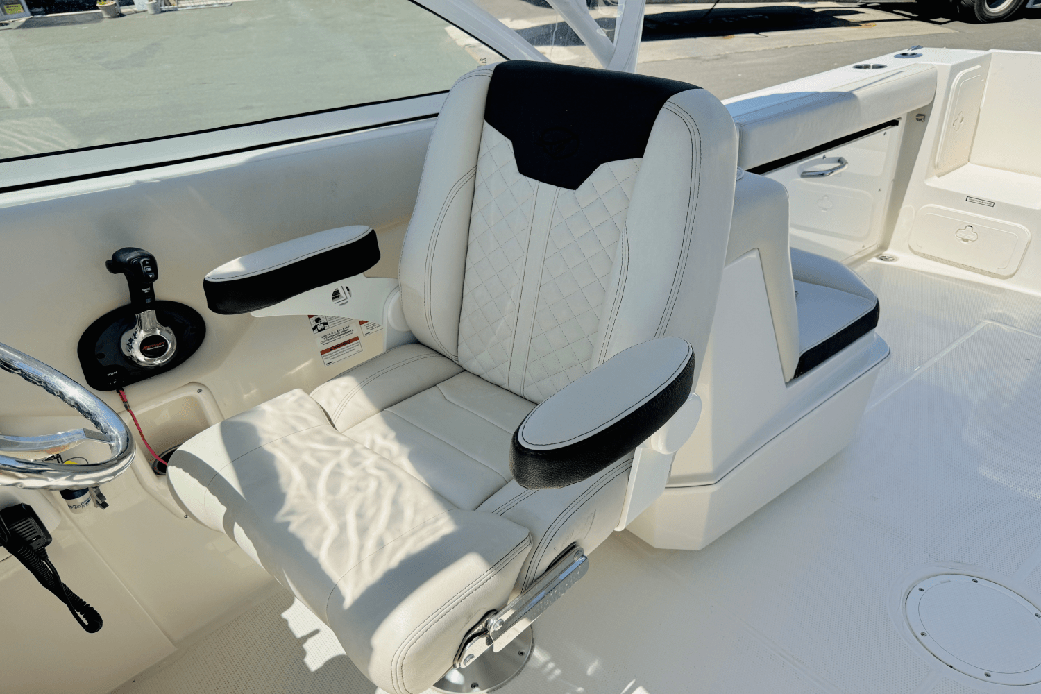 2022 Sailfish 245 DC Image Thumbnail #30