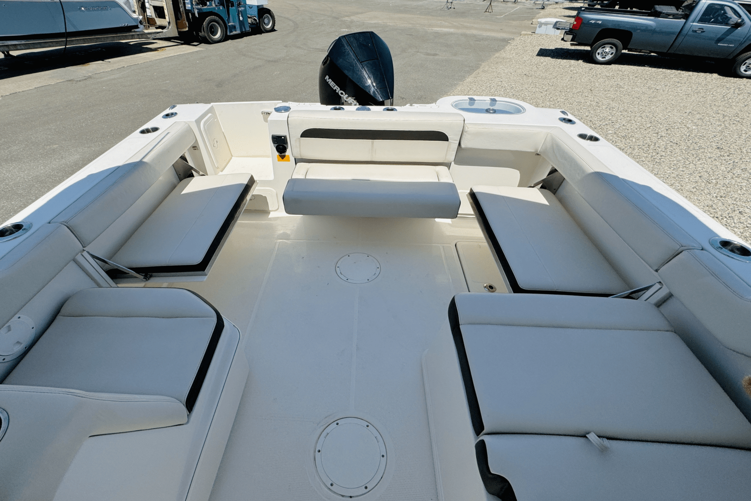 2022 Sailfish 245 DC Image Thumbnail #17