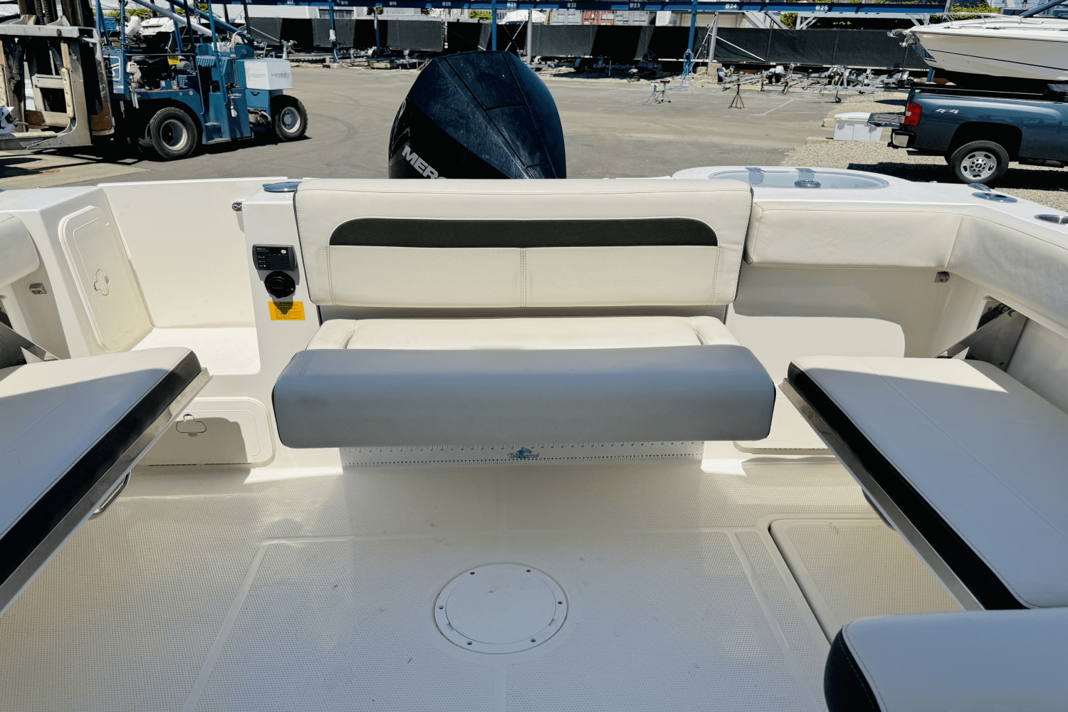 2022 Sailfish 245 DC Image Thumbnail #18