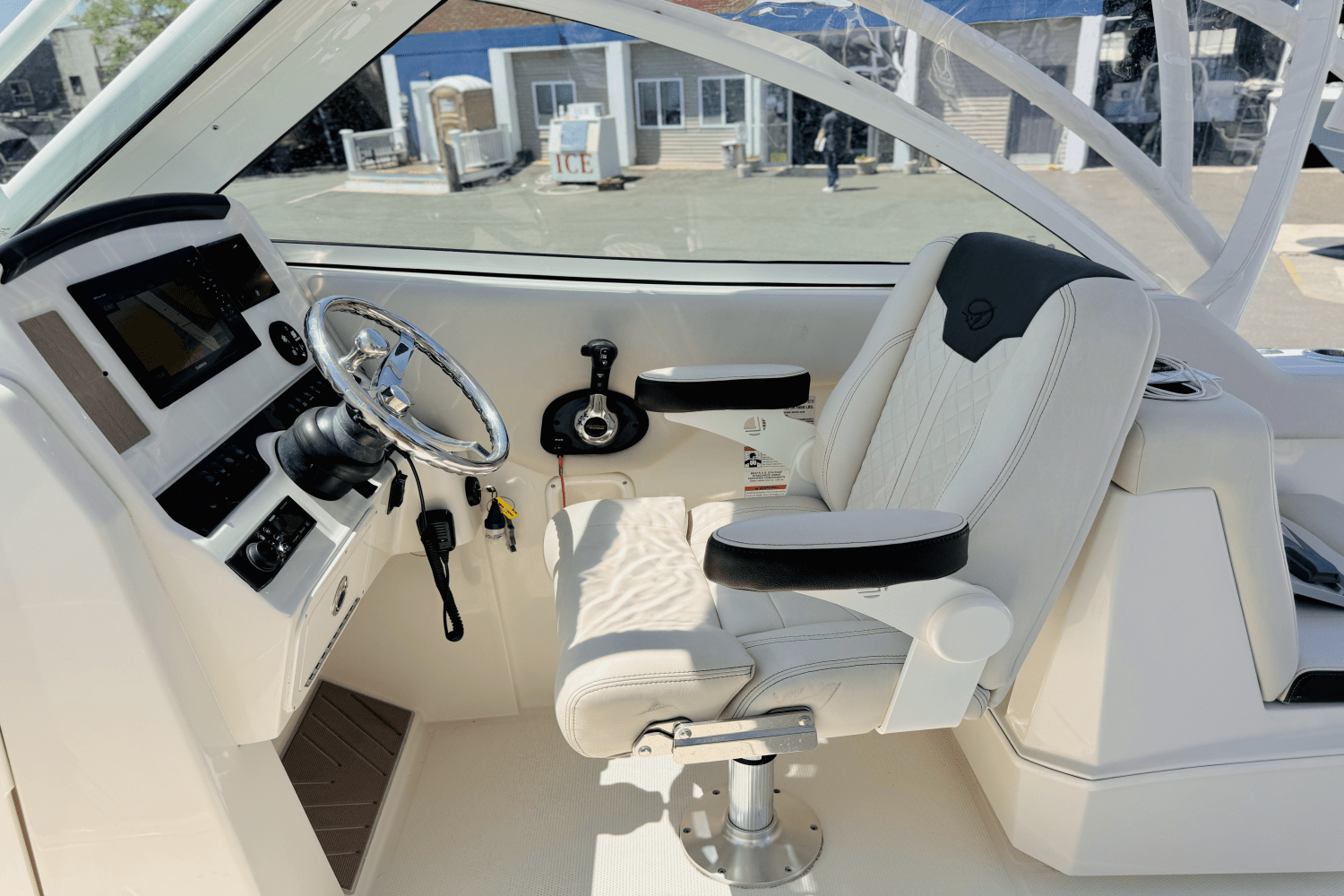 2022 Sailfish 245 DC Image Thumbnail #31