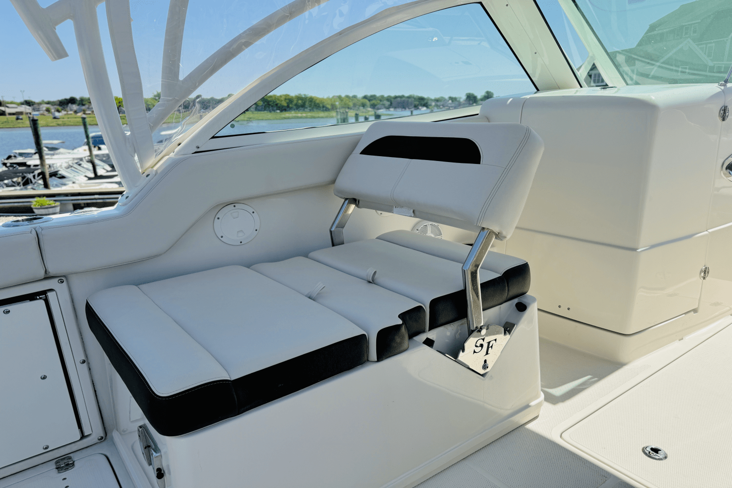 2022 Sailfish 245 DC Image Thumbnail #26