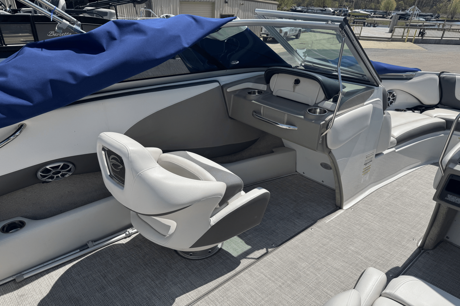2020 Crownline 215SS Image Thumbnail #24