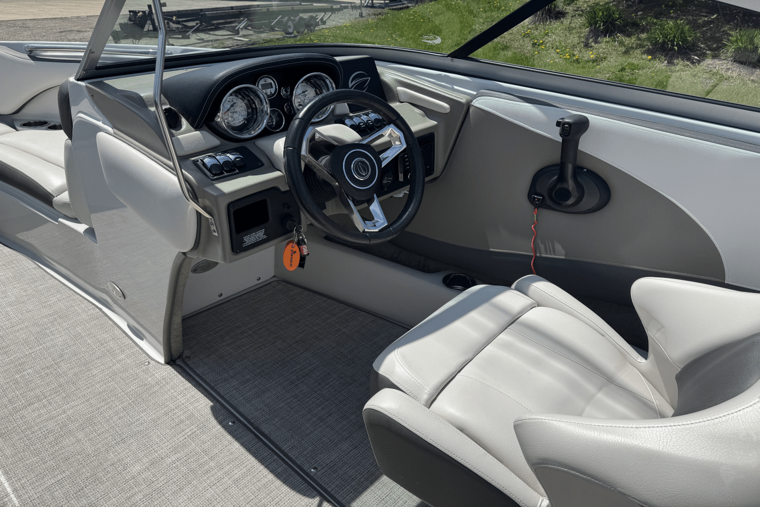 2020 Crownline 215SS Image Thumbnail #23