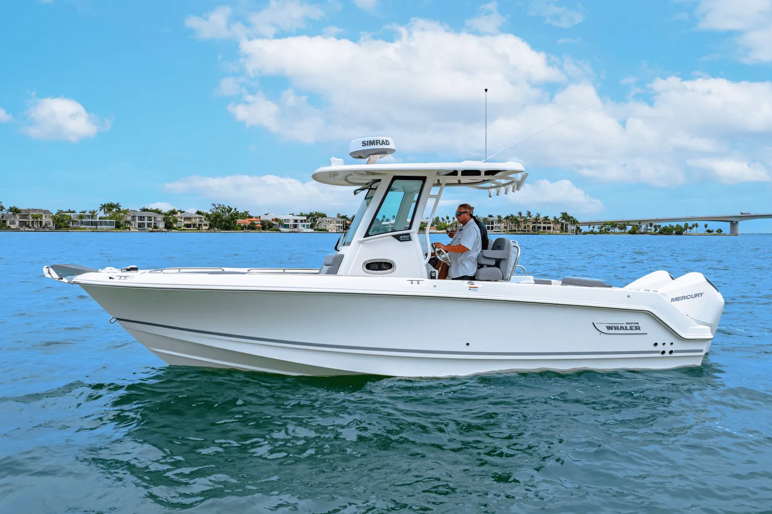 2026 Boston Whaler 250 Outrage Image Thumbnail #0