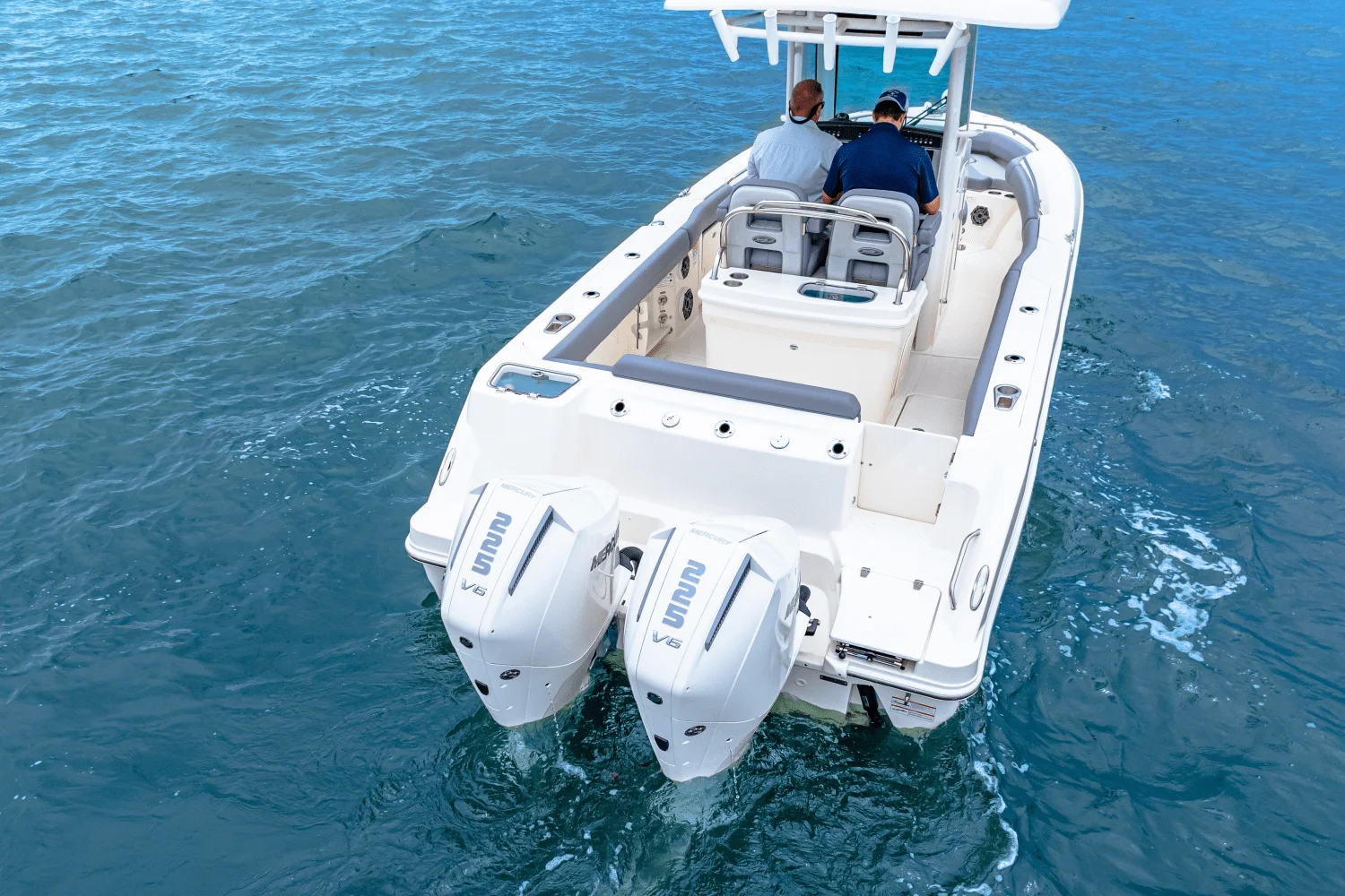 2026 Boston Whaler 250 Outrage Image Thumbnail #8