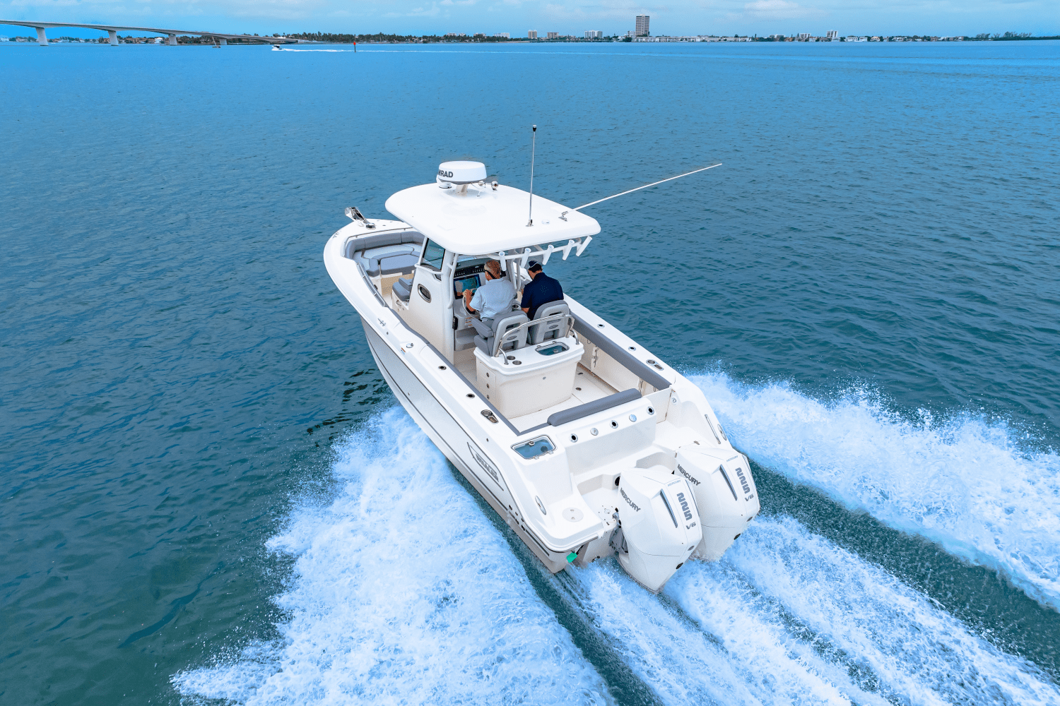 2026 Boston Whaler 250 Outrage Image Thumbnail #18