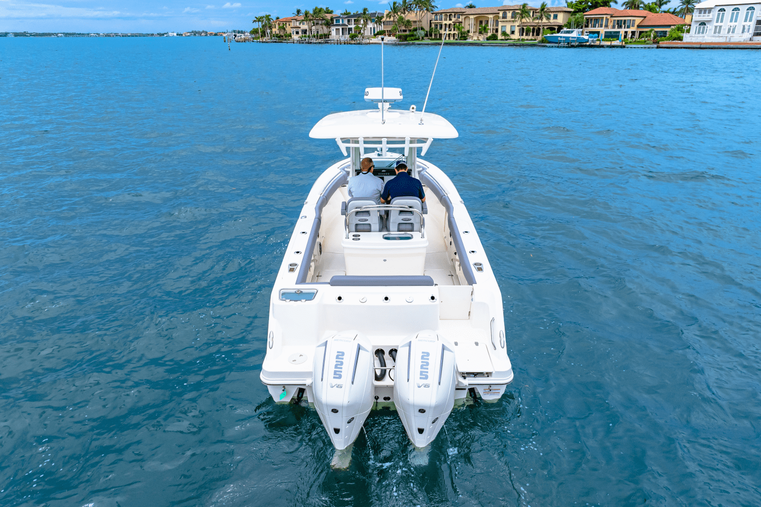 2026 Boston Whaler 250 Outrage Image Thumbnail #9