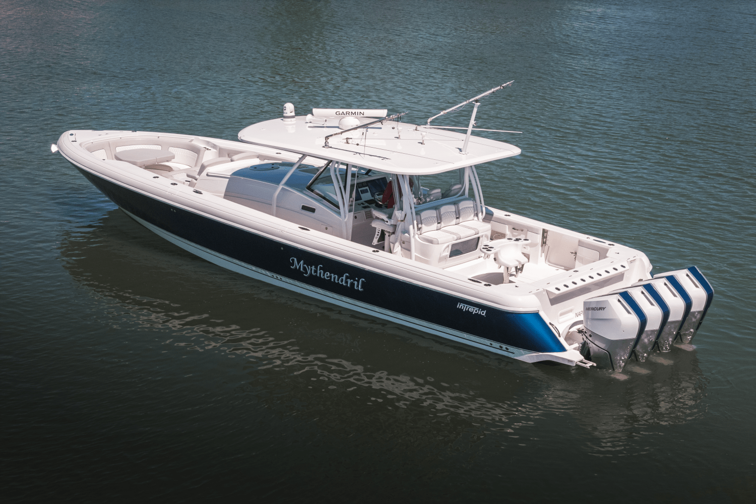 2022 Intrepid 475 PANCEA Image Thumbnail #5