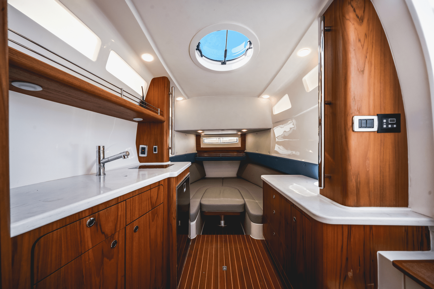 2022 Intrepid 475 PANCEA Image Thumbnail #38