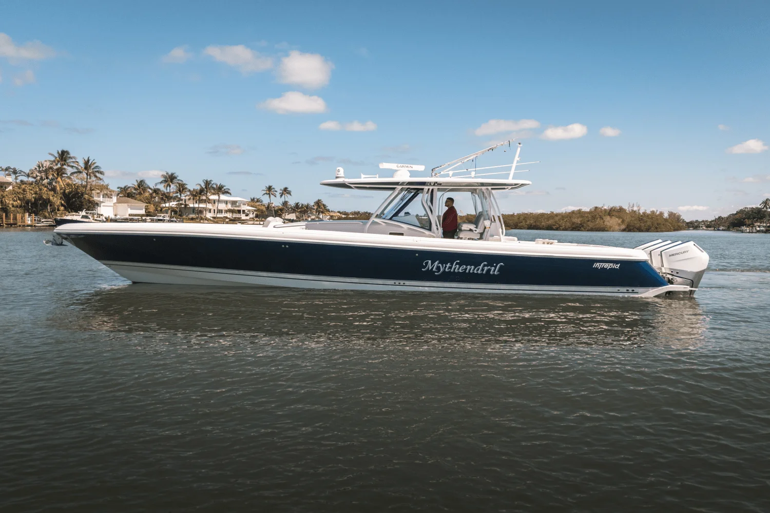 2022 Intrepid 475 PANCEA Image Thumbnail #4