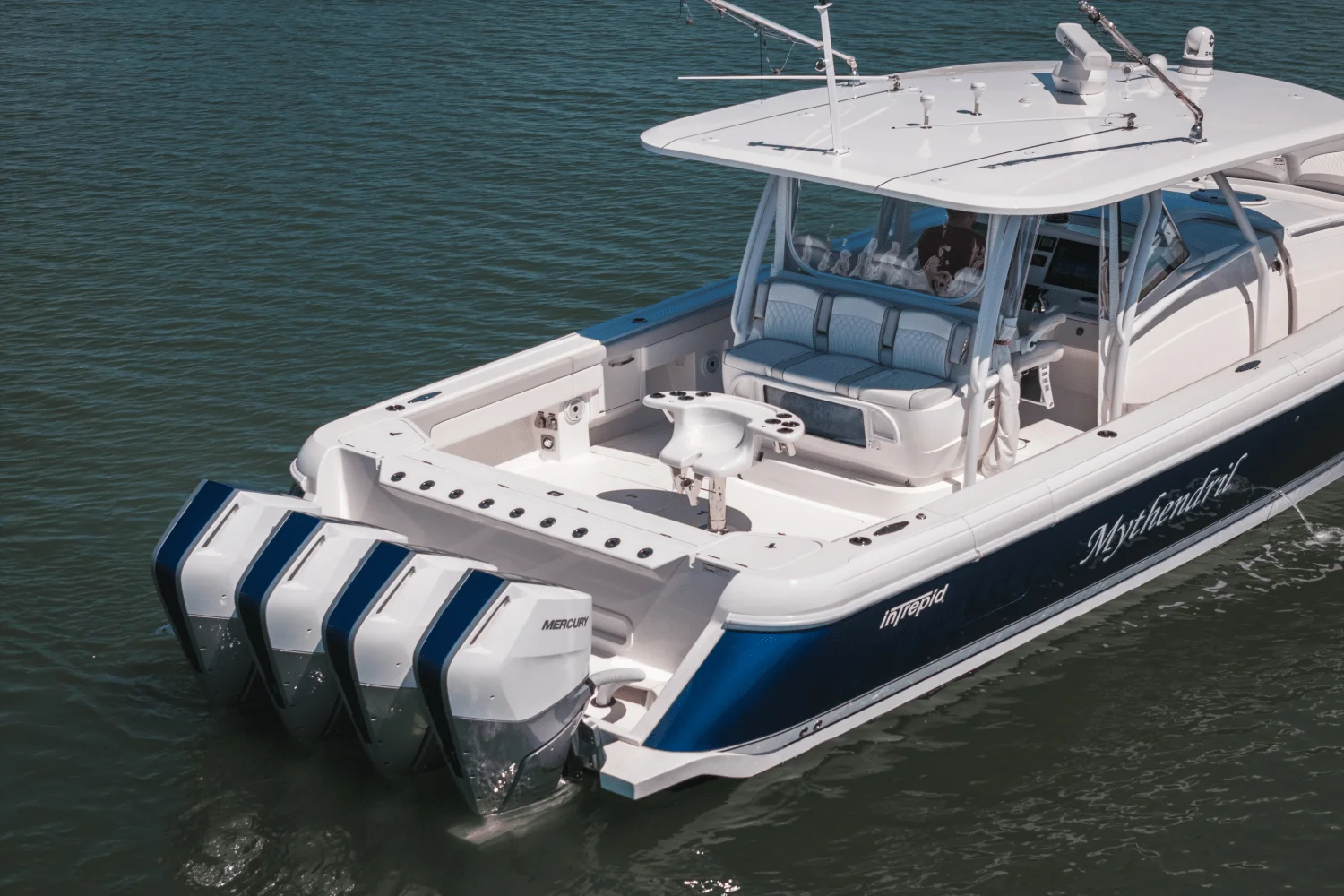 2022 Intrepid 475 PANCEA Image Thumbnail #13