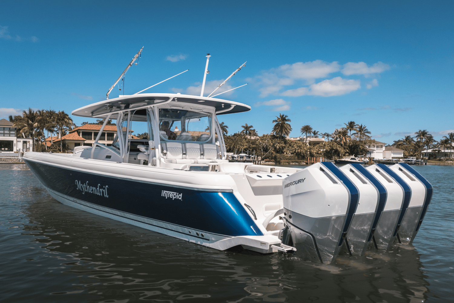 2022 Intrepid 475 PANCEA Image Thumbnail #3