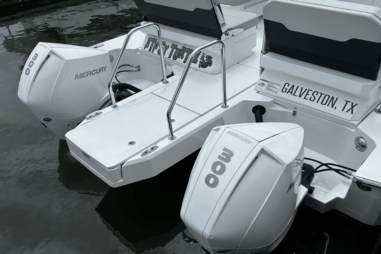 2021 Aquila 32 Image Thumbnail #19