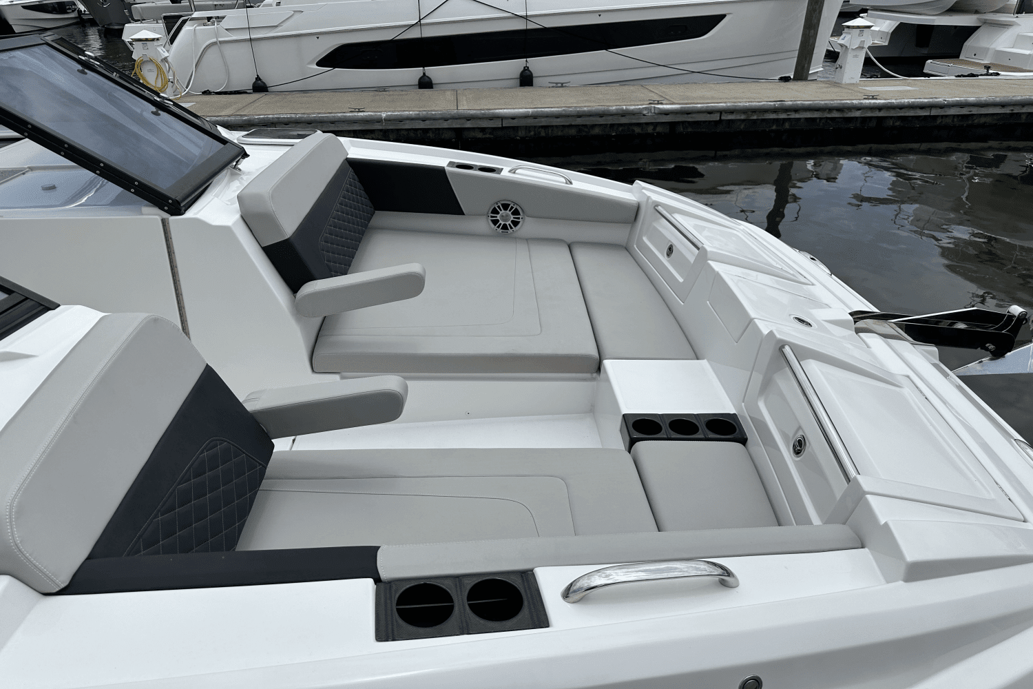 2021 Aquila 32 Image Thumbnail #29