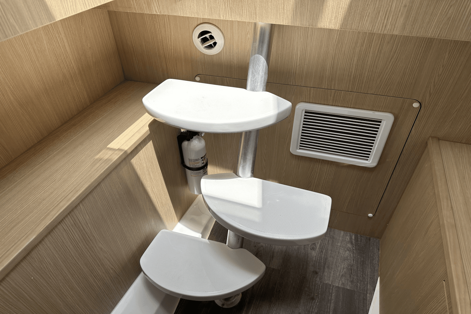 2021 Aquila 32 Image Thumbnail #50