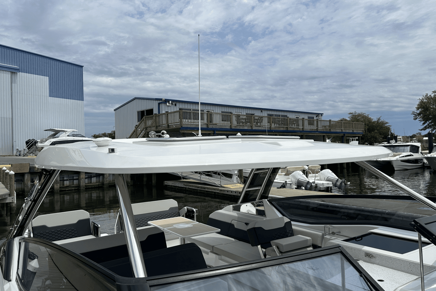 2021 Aquila 32 Image Thumbnail #39