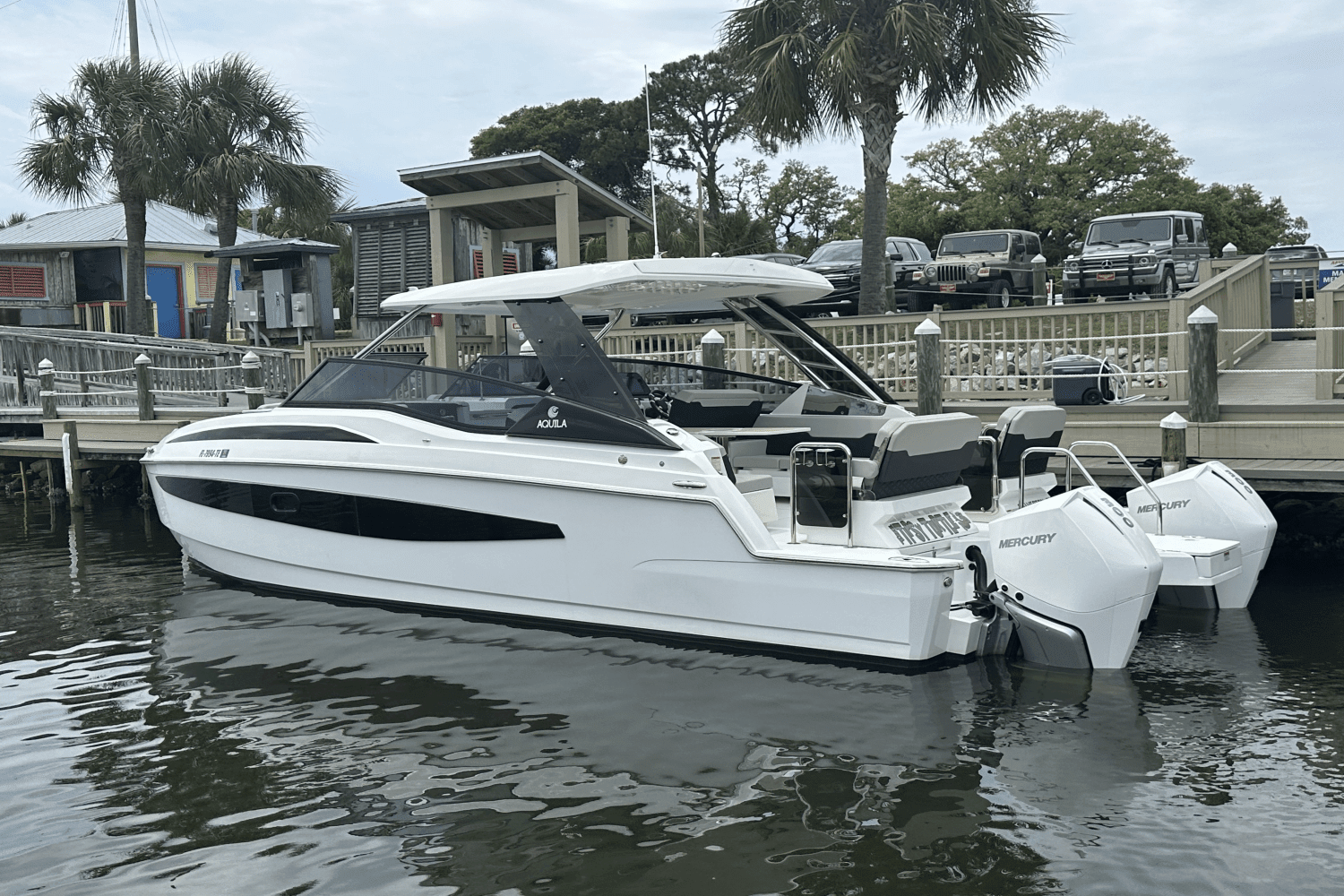 2021 Aquila 32 Image Thumbnail #3