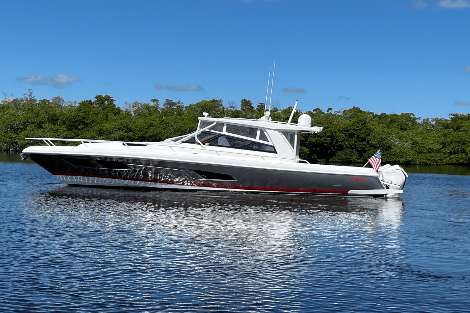 2021 Intrepid 438 EVOLUTION Image Thumbnail #1