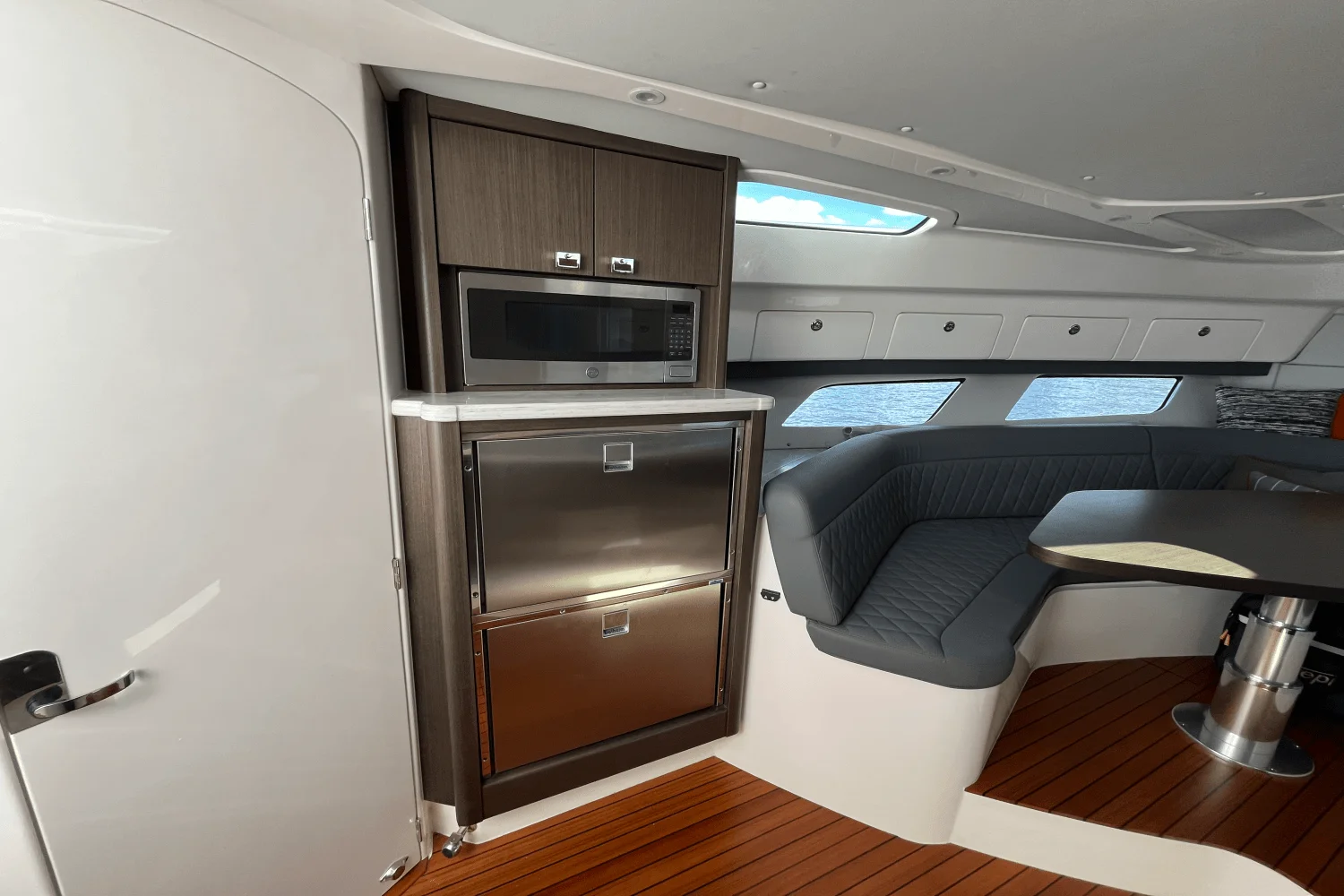 2021 Intrepid 438 EVOLUTION Image Thumbnail #19