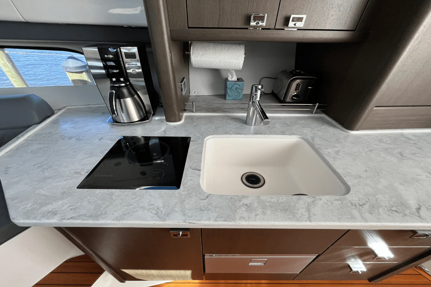 2021 Intrepid 438 EVOLUTION Image Thumbnail #13