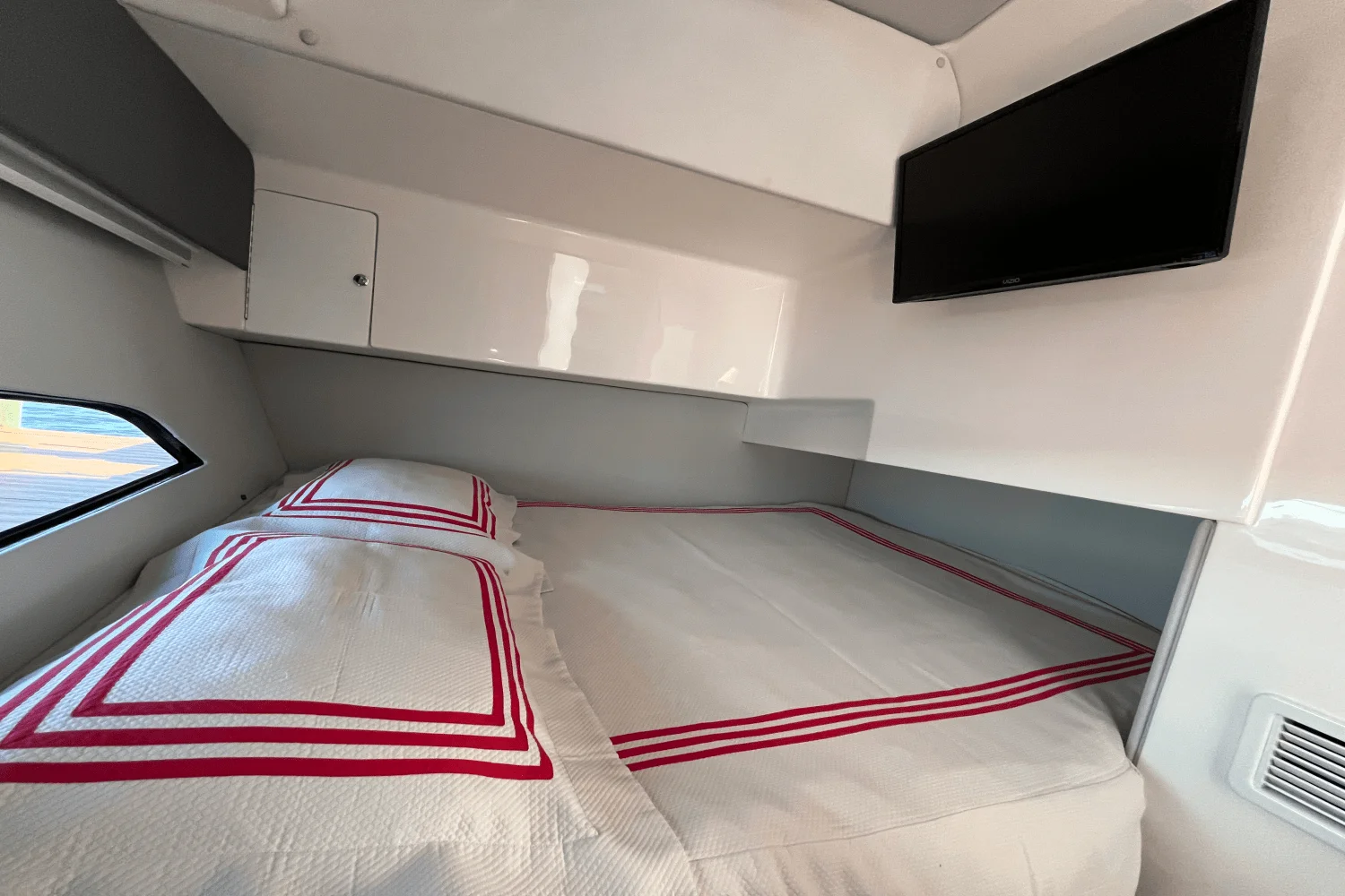 2021 Intrepid 438 EVOLUTION Image Thumbnail #24