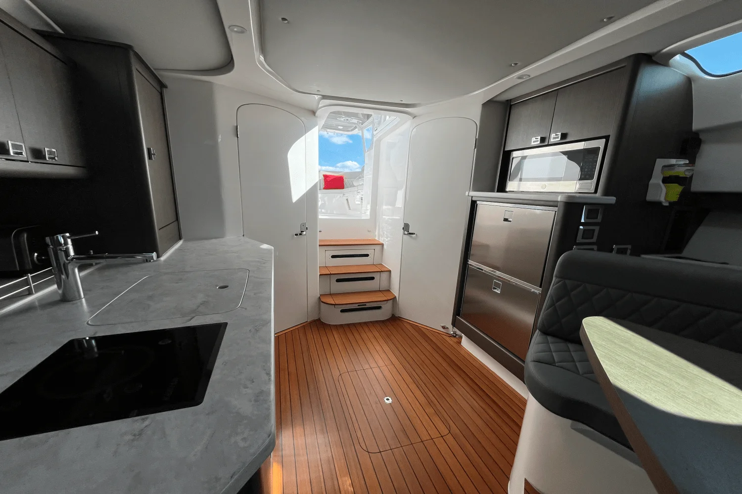 2021 Intrepid 438 EVOLUTION Image Thumbnail #20