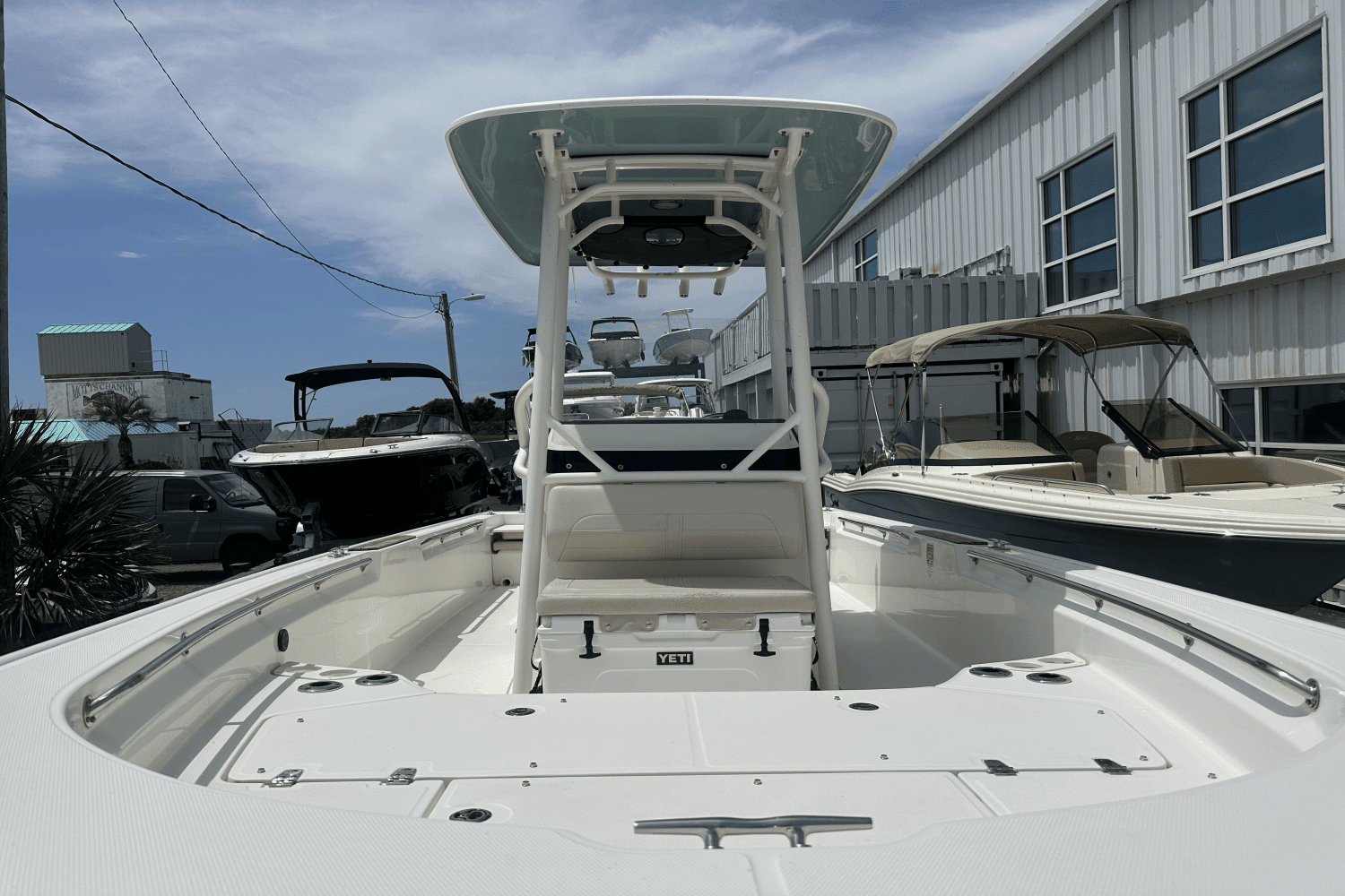 2020 Boston Whaler 210 MONTAUK Image Thumbnail #8