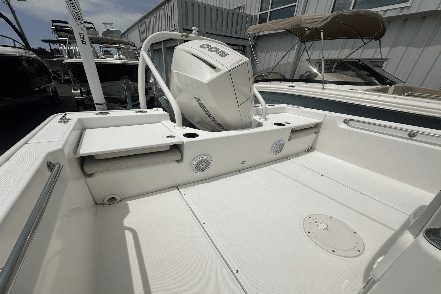 2020 Boston Whaler 210 MONTAUK Image Thumbnail #11
