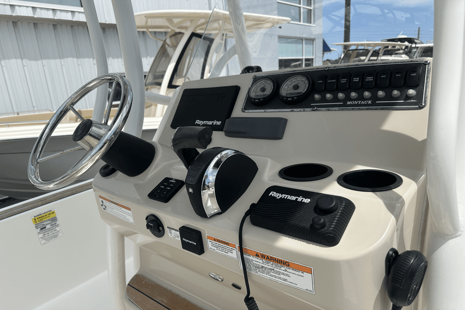 2020 Boston Whaler 210 MONTAUK Image Thumbnail #10