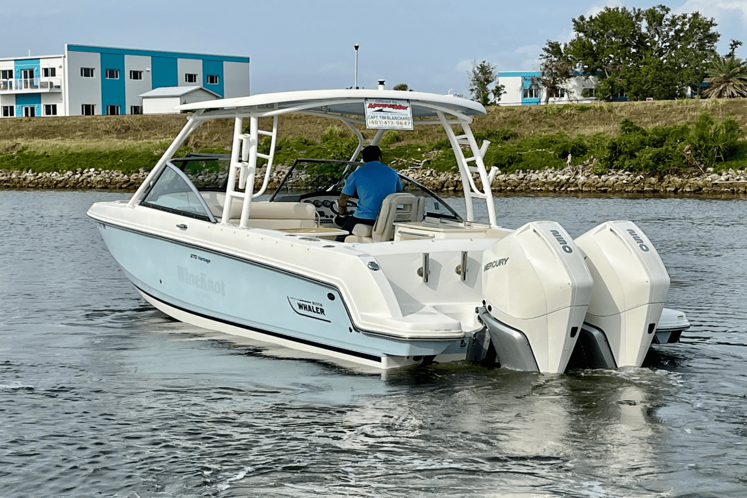 2019 Boston Whaler 270 VANTAGE Image Thumbnail #11