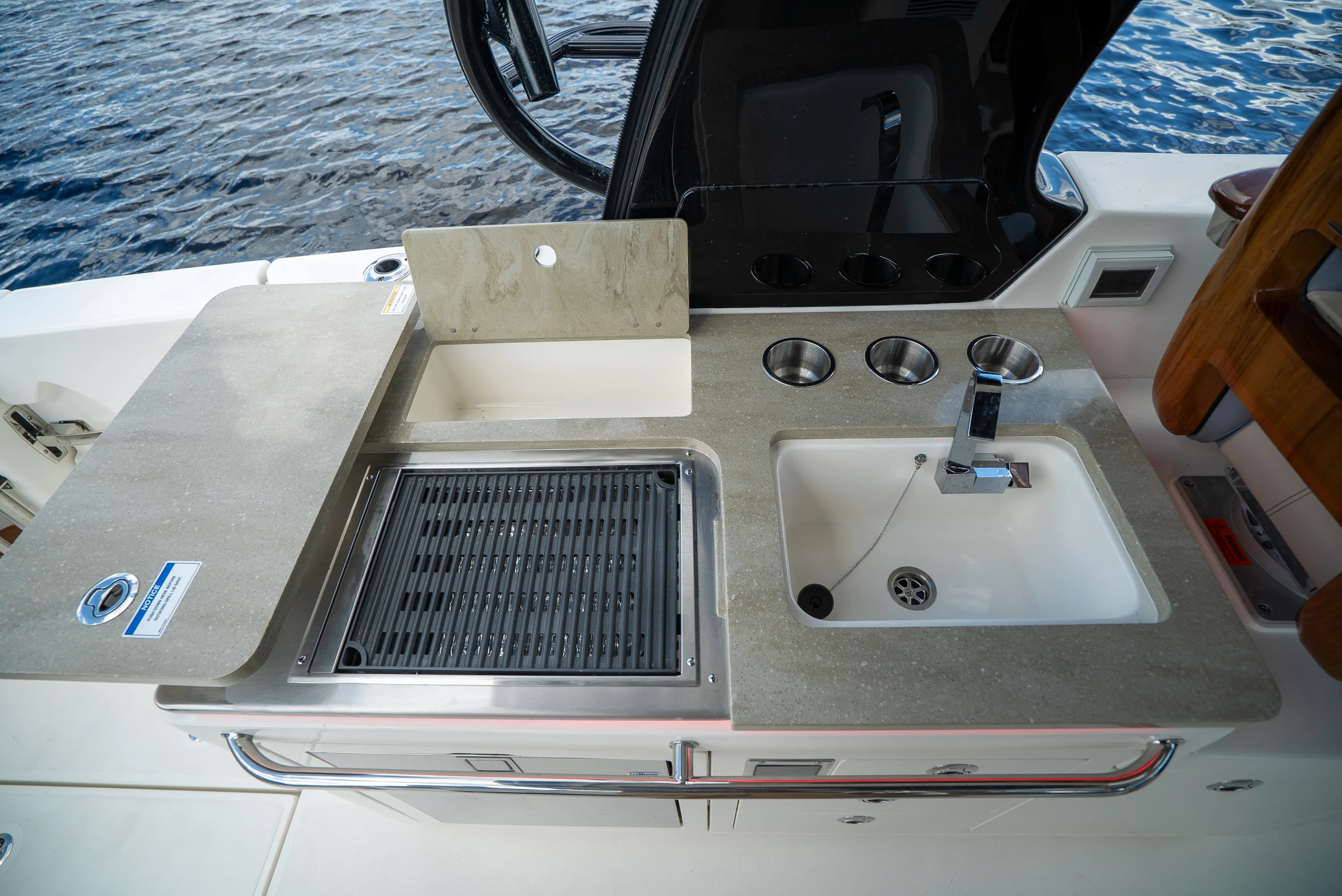 2026 Boston Whaler 380 Realm Image Thumbnail #11