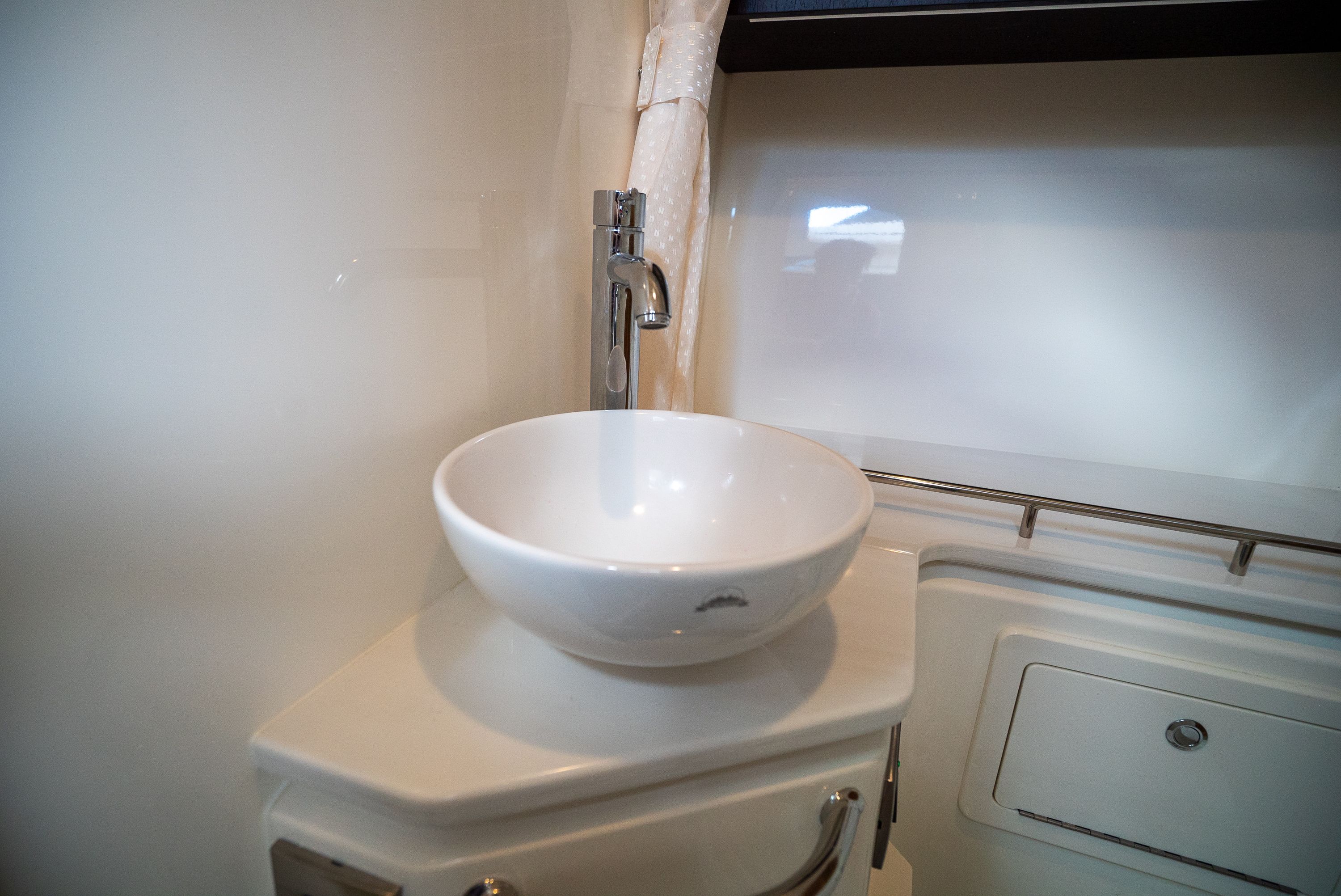 2026 Boston Whaler 380 Realm Image Thumbnail #28