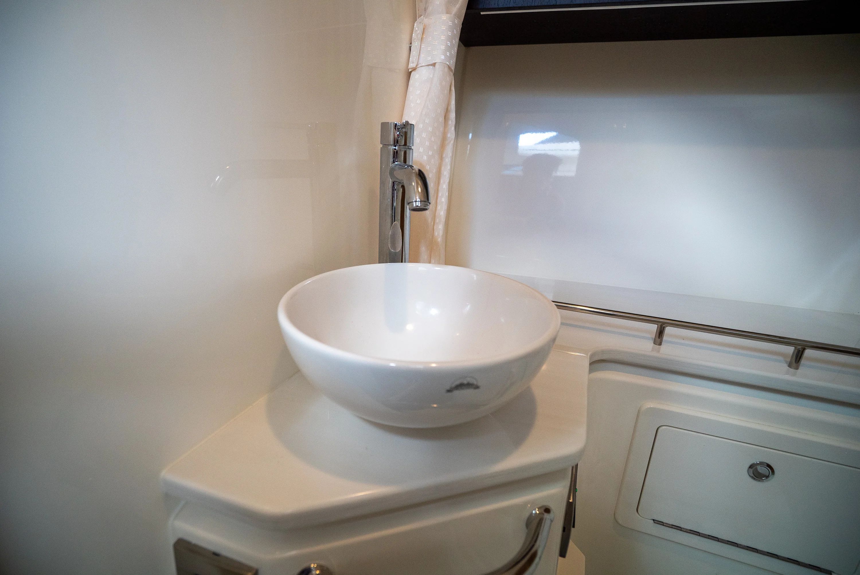 2026 Boston Whaler 380 Realm Image Thumbnail #28