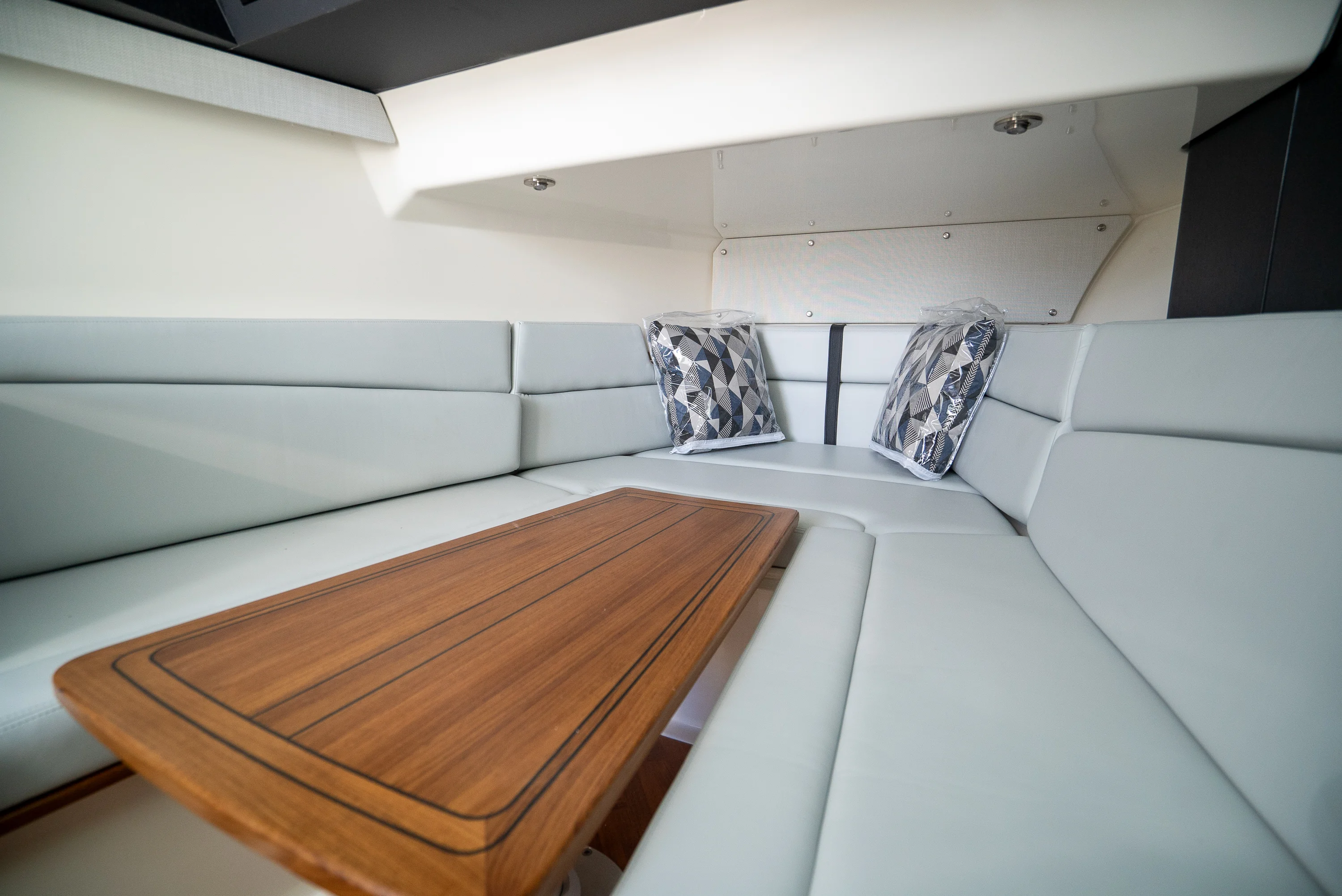 2026 Boston Whaler 380 Realm Image Thumbnail #21